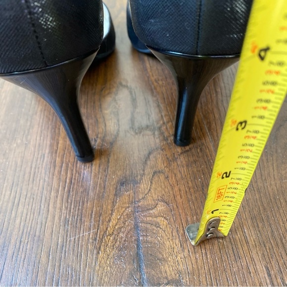 Anne Klein iflex Yolden Black Open Inner Side Pointy Toe Heels Pumps SZ 8 - Picture 8 of 14
